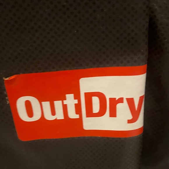 Columbia Men's OutDry Extreme Windrain Waterproof Jacket in black. - Picture 7 of 8